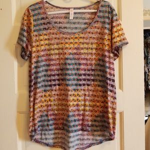 Beautiful, bright Classic T with ghost stripes